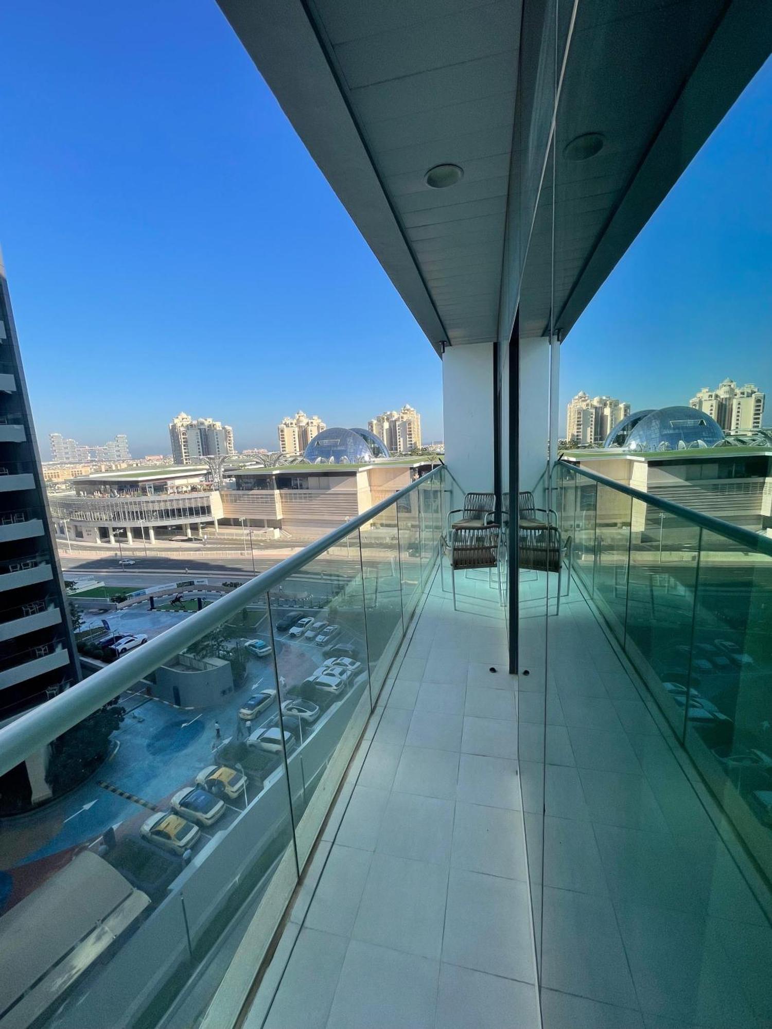 Great One Bedroom With Infinity Pool Apartment *
