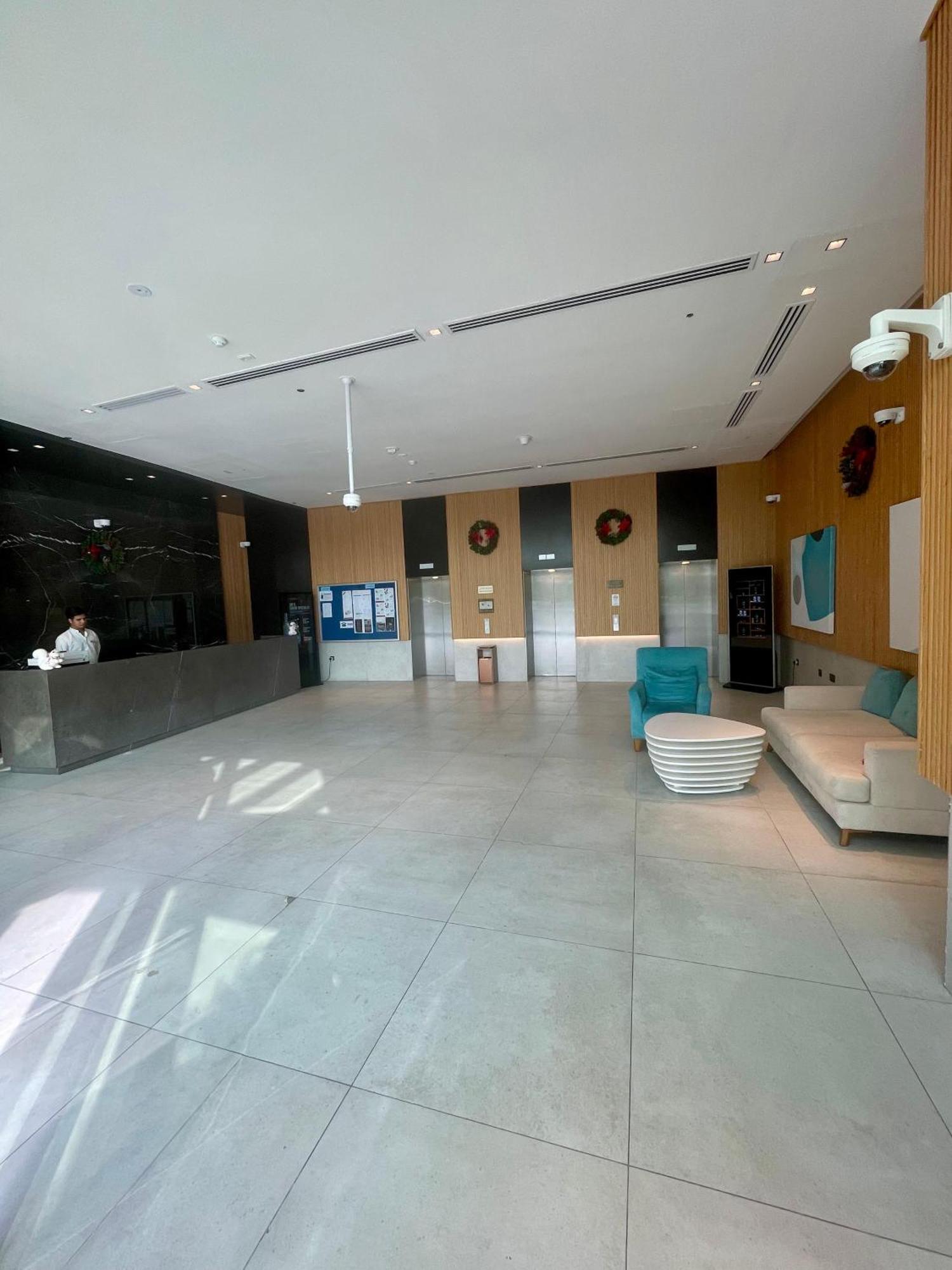 Great One Bedroom With Infinity Pool * Dubai