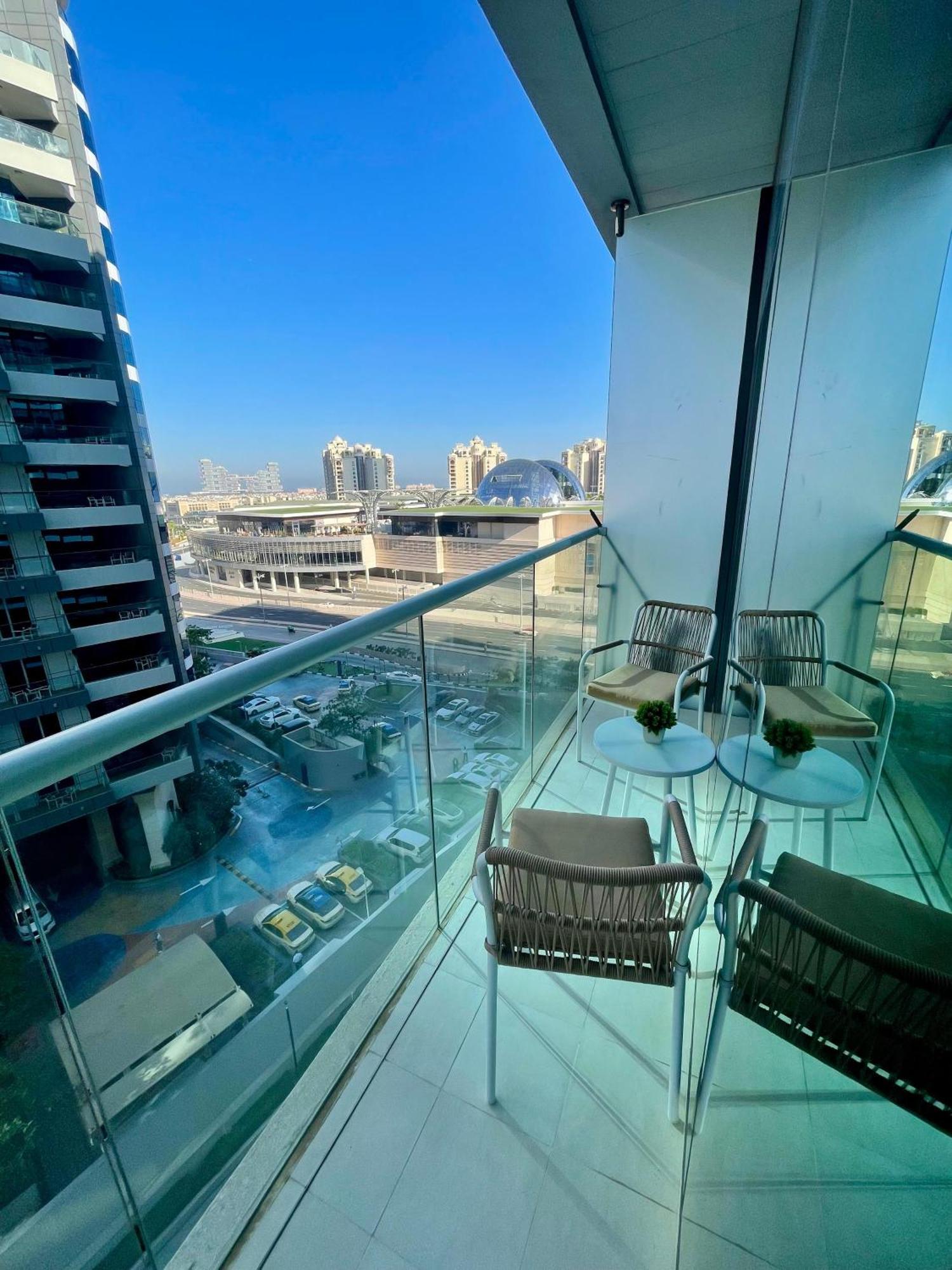Apartment Great One Bedroom With Infinity Pool Dubai