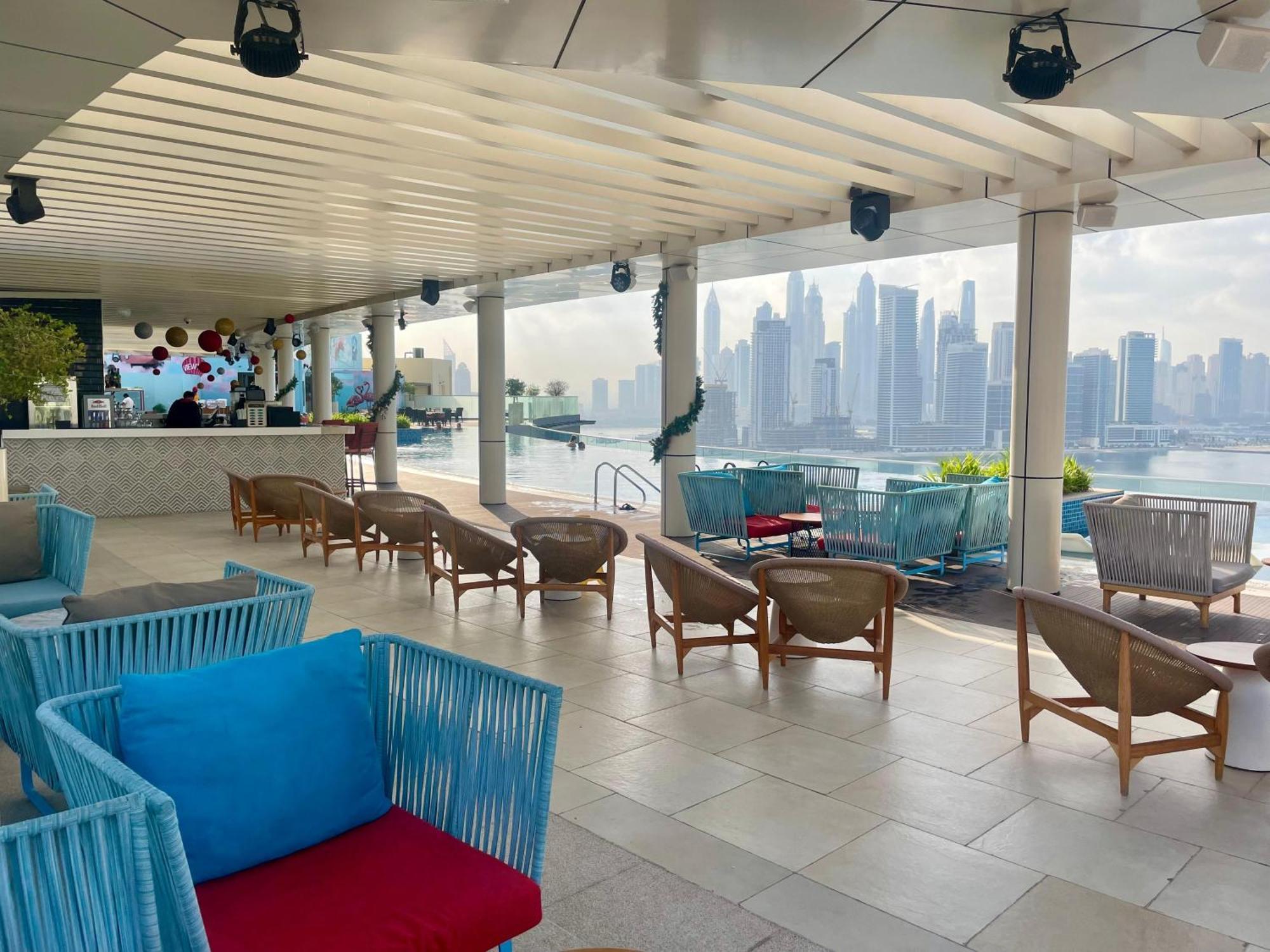 Great One Bedroom With Infinity Pool Apartment *