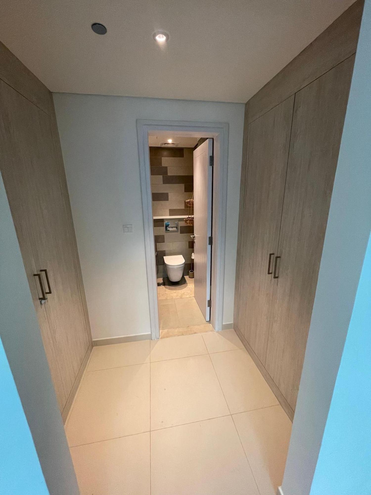 Great One Bedroom With Infinity Pool * Dubai