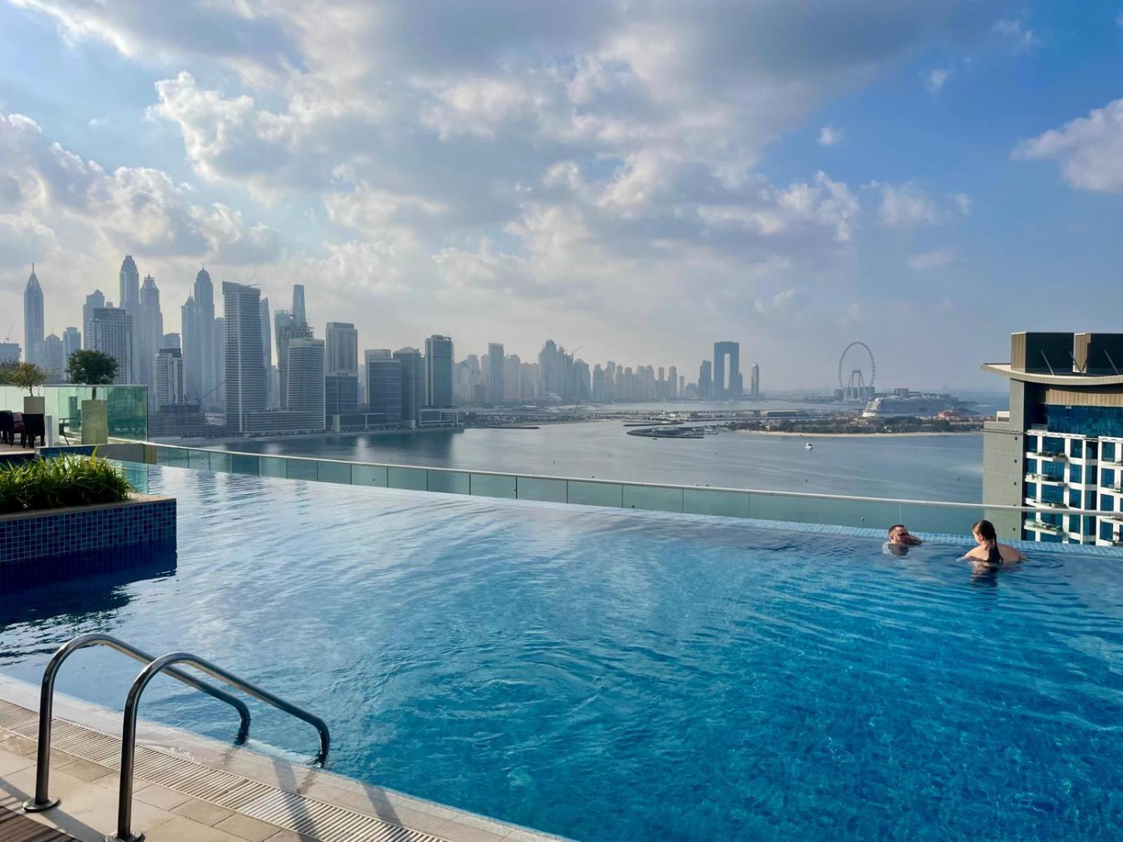 Great One Bedroom With Infinity Pool Apartment *